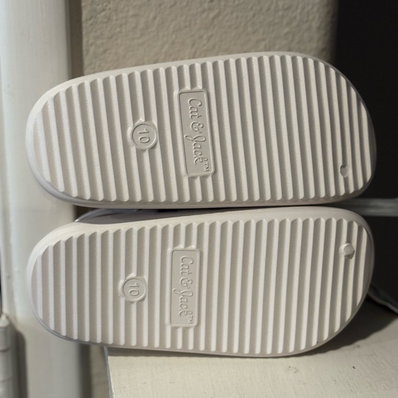Toddler Beck White Footbed Sandals - Cat & Jack™ Size 10T NEW - Picture 3 of 4